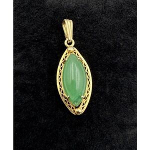 Vintage 1/20 12k GF Sorrento Marquise Jadite Filigree Pendant‎ Estate Jewelry